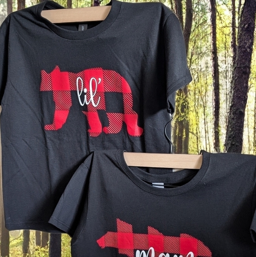 Gildan Black Red Bear Short Sleeve Tees